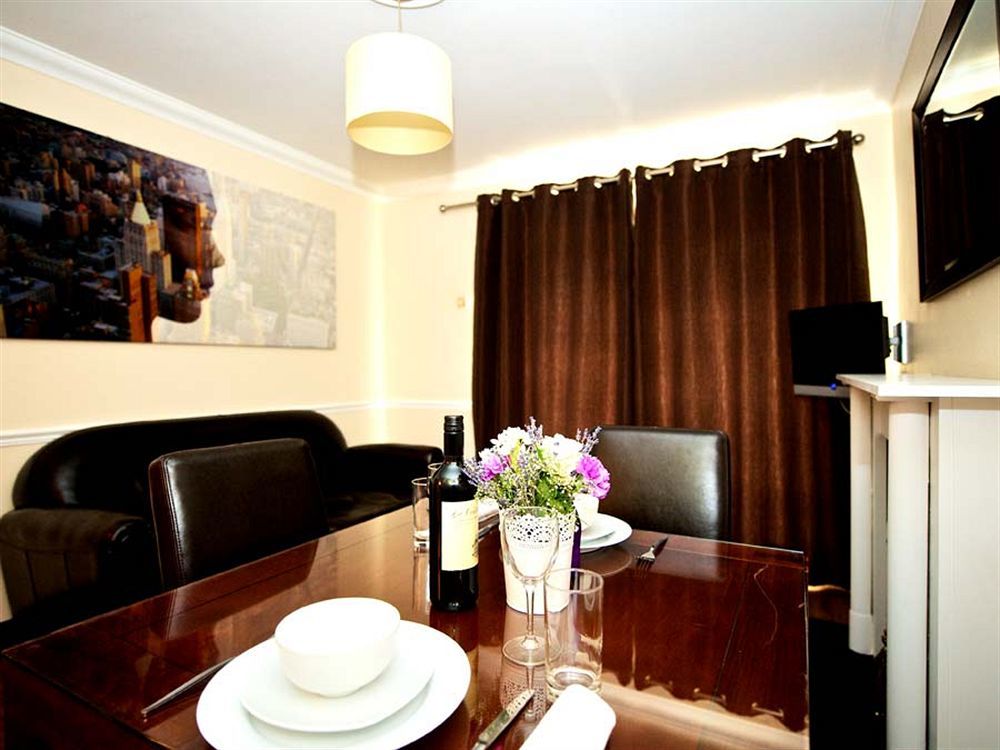 Staycity Aparthotels, Dublin, Christchurch Ngoại thất bức ảnh